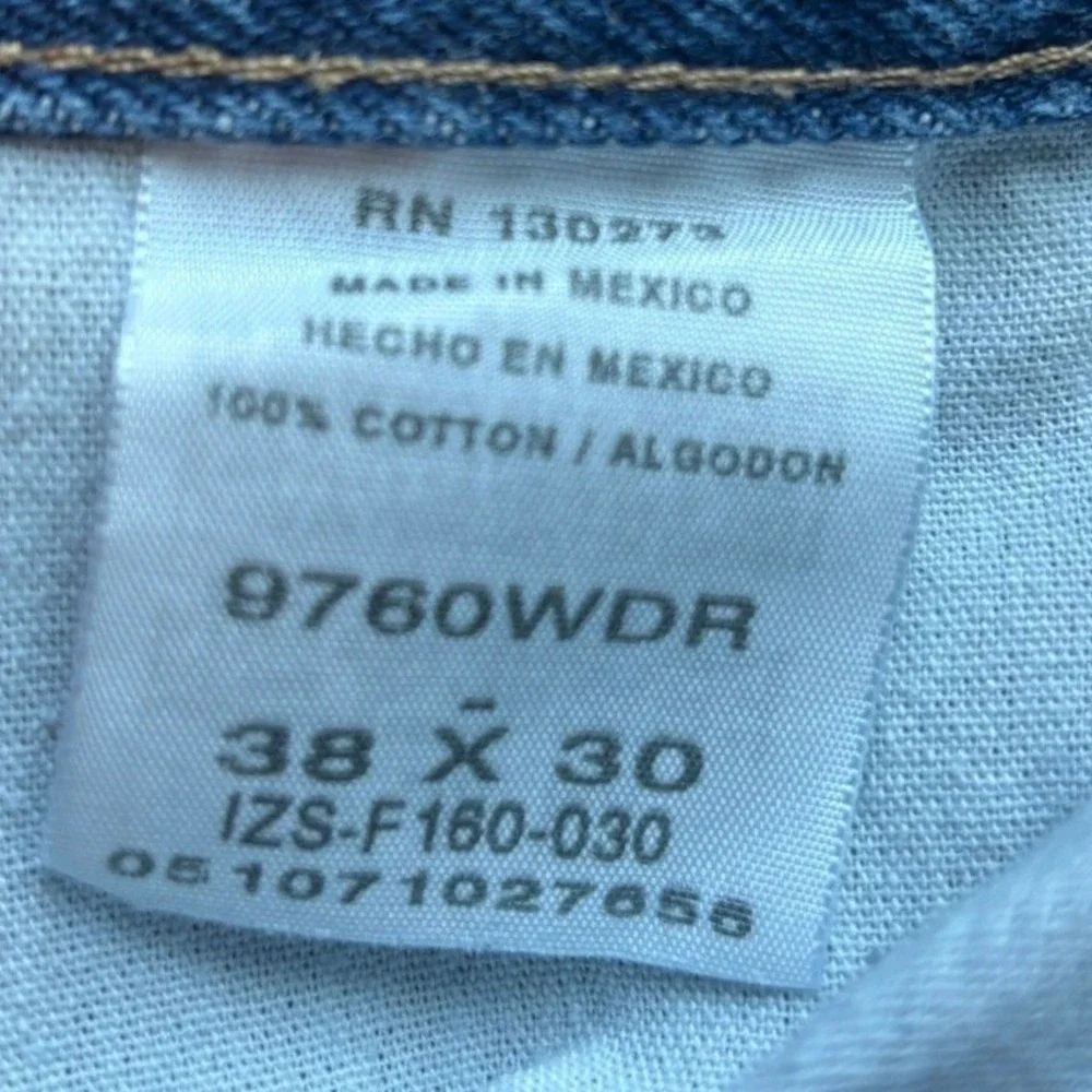 Wrangler Authentic Jeans Menswear Size 38x30 Denim Pants Classic Fit Blue